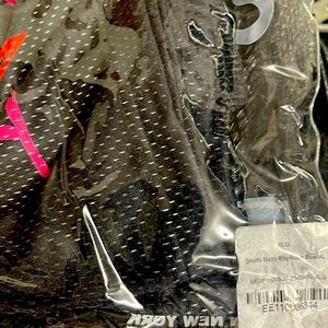 Eric Emanuel - MattyBoy shorts
- extra-Large - 
- New -